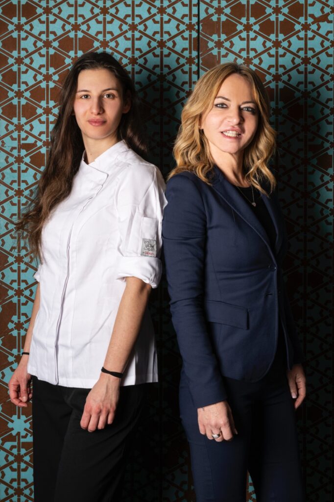 Incontri di Sicilia a Milano, la cucina trapanese di Nicola Bandi nel cuore di Brera da Terrammare 2 giada e stefania lattuca - Be Sicily Mag
