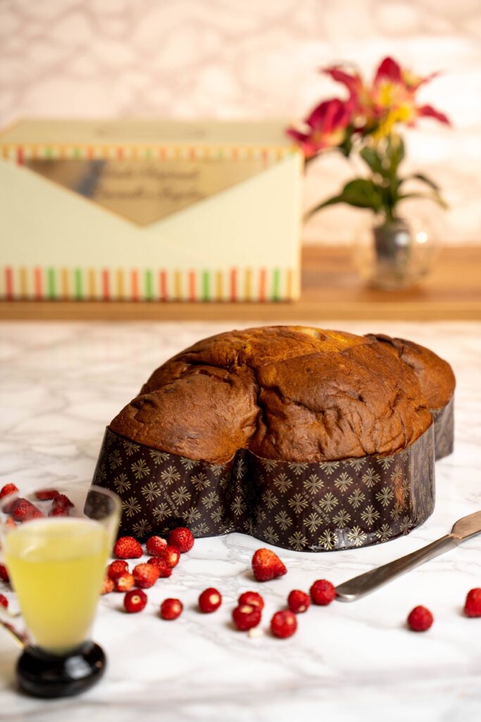Colomba artigianale, le eccellenze in Sicilia: da Fiasconaro a Di Stefano 10 Colomba artigianale, le eccellenze in Sicilia: da Fiasconaro a Di Stefano - Be Sicily Mag - La pandorata del Panificio DAngelo