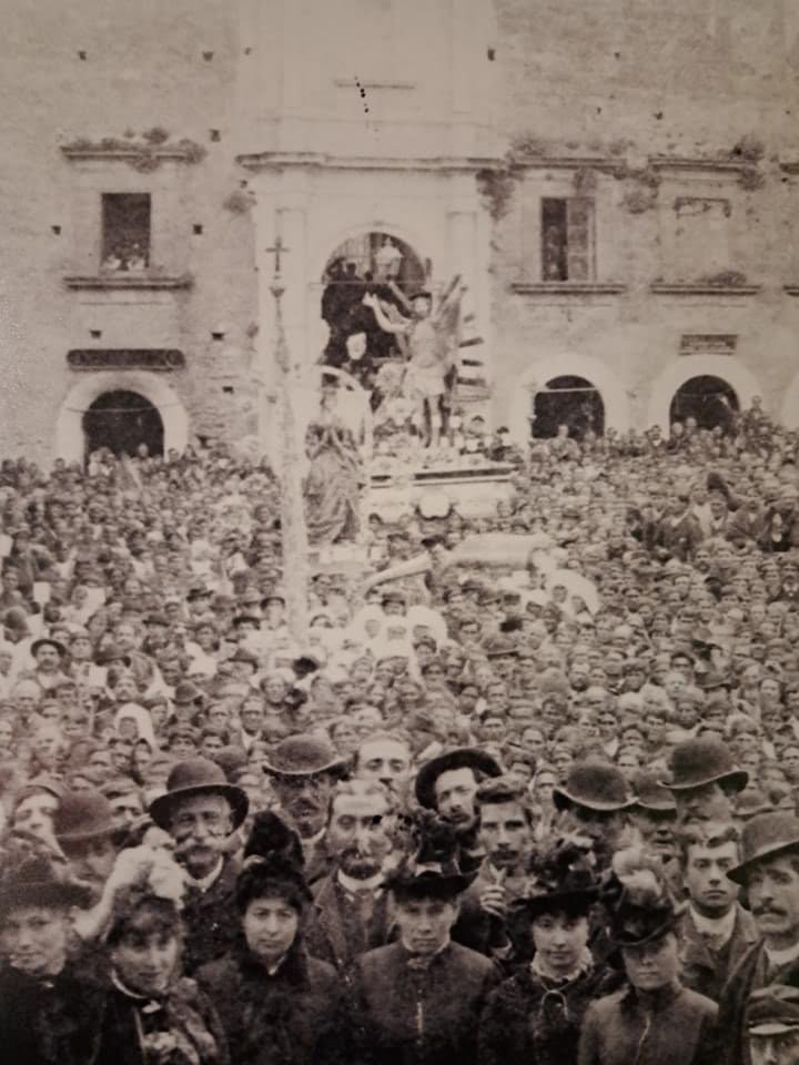 A ‘Ncrinata, il rito di Pasqua di Mineo che scandisce il tempo - Be Sicily Mag - PHOTO 2024 03 29 10 19 42 2
