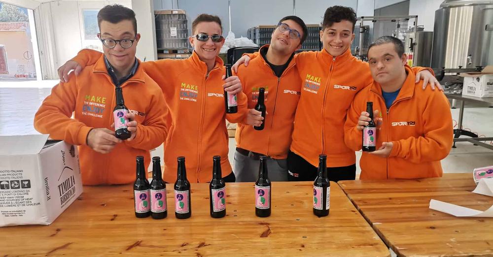 SporT21 e la birra dei giovani con sindrome di Down: una raccolta fondi per un pulmino 4 SporT21 e la birra dei giovani con sindrome di Down: una raccolta fondi per un pulmino - Be Sicily Mag - T212 2