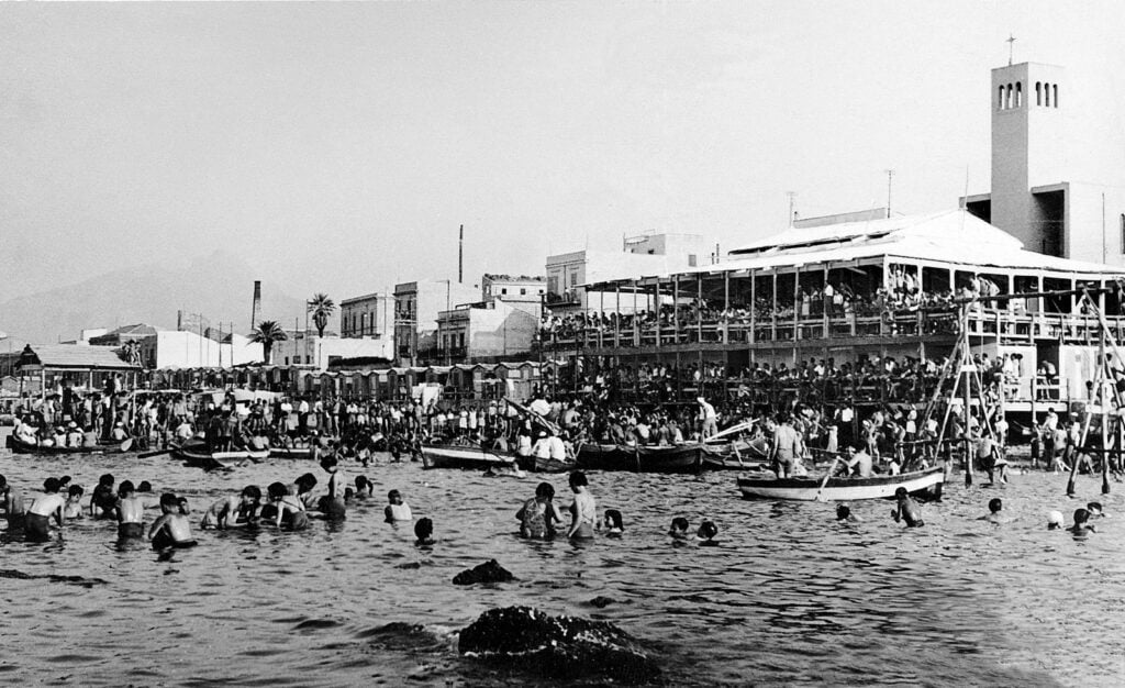 "Il mare della salute, da Sant'Erasmo ad Acqua dei Corsari": il passato della Costa Sud in mostra 3 "Il mare della salute, da Sant'Erasmo ad Acqua dei Corsari": il passato della Costa Sud in mostra - Be Sicily Mag - costasud 1