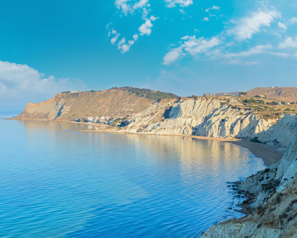 Scala dei Turchi, inserita tra i 100 geositi più notevoli al mondo - Be Sicily Mag - 2 4