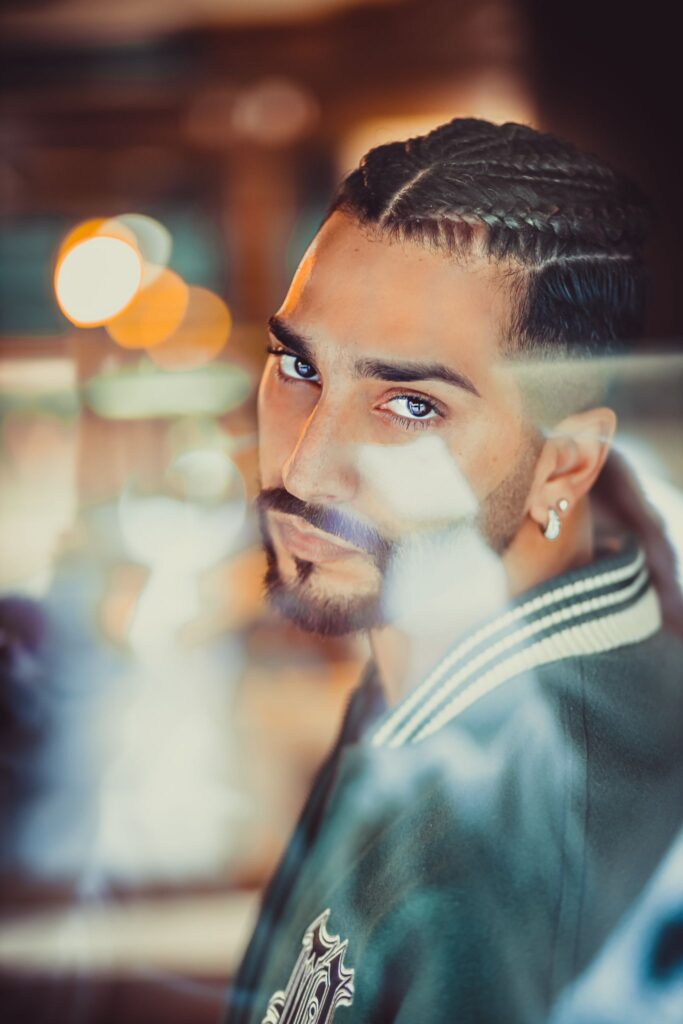 Davide Greco, il barbiere più amato dai Vip è a Trapani: "Devo dire grazie a nonna Franca" 4 Davide Greco, il barbiere più amato dai Vip è a Trapani: "Devo dire grazie a nonna Franca" - Be Sicily Mag - Greco 5