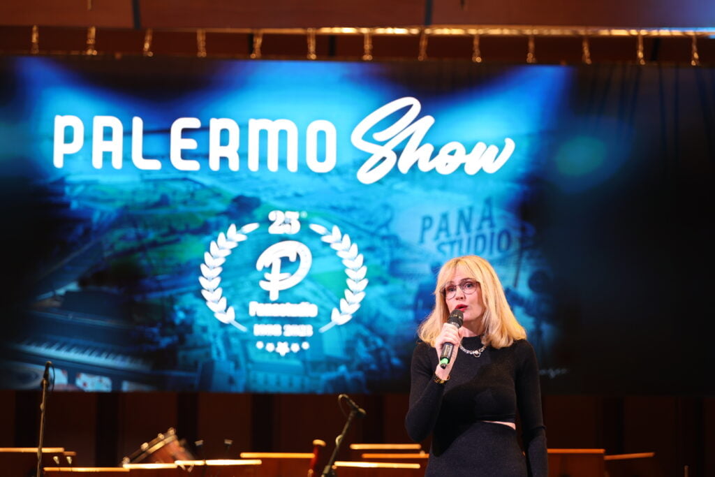 Palermo Show: i mille volti di Panastudio di scena al Teatro Politeama - Be Sicily Mag - MIKO9456