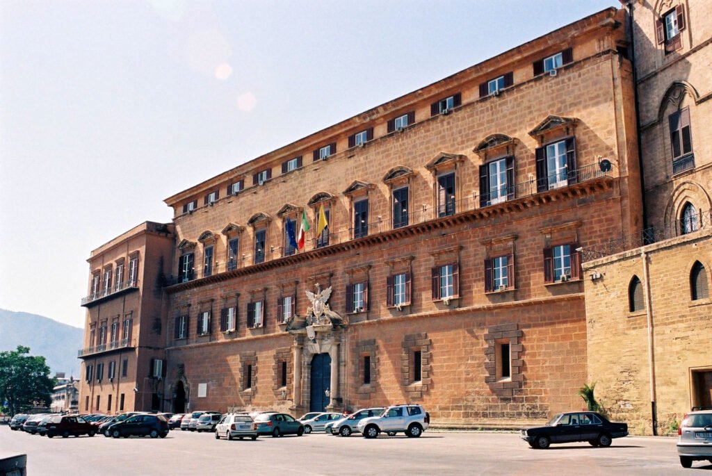 Sicilia Regione a statuto speciale da 78 anni: una conquista del Movimento per l'Indipendenza - Be Sicily Mag - Palermo Castle bjs 1