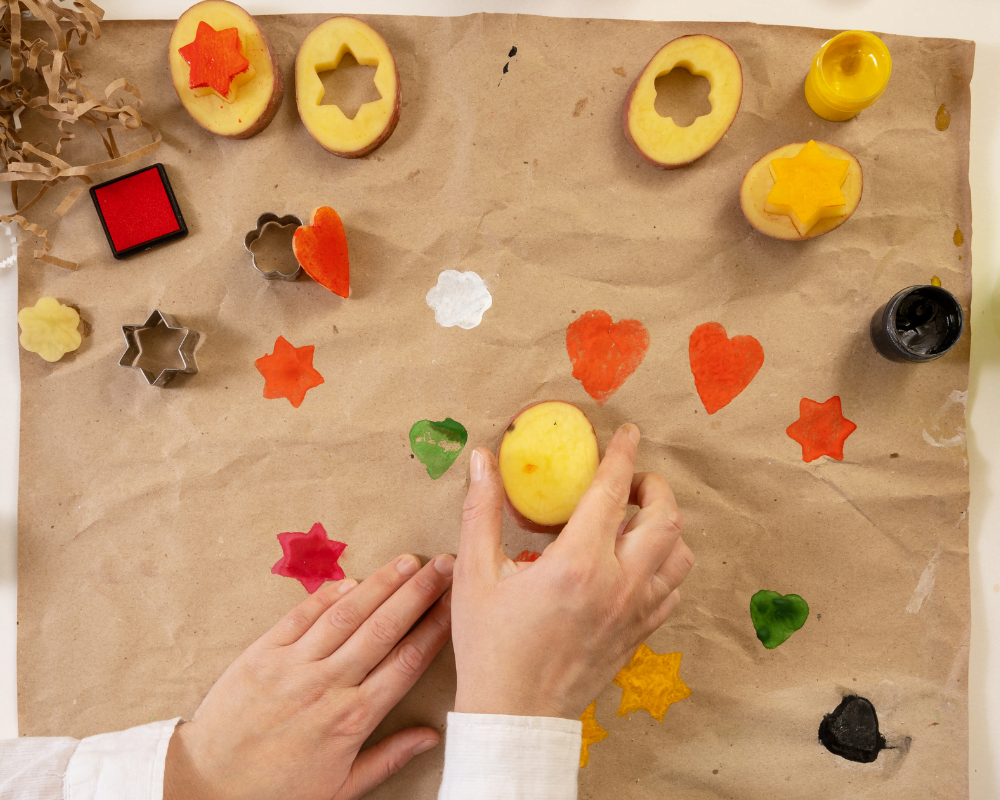 Festa della mamma, lavoretti per dire "ti voglio bene" con creatività 8 Festa della mamma, lavoretti per dire "ti voglio bene" con creatività - Be Sicily Mag - Testo del paragrafo
