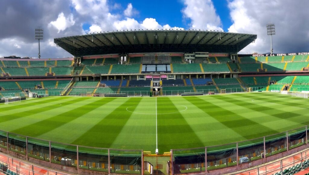 Lavori di ristrutturazione allo Stadio Renzo Barbera di Palermo: inficeranno sulle gare del club 2 lavori di ristrutturazione Stadio Renzo Barbera.