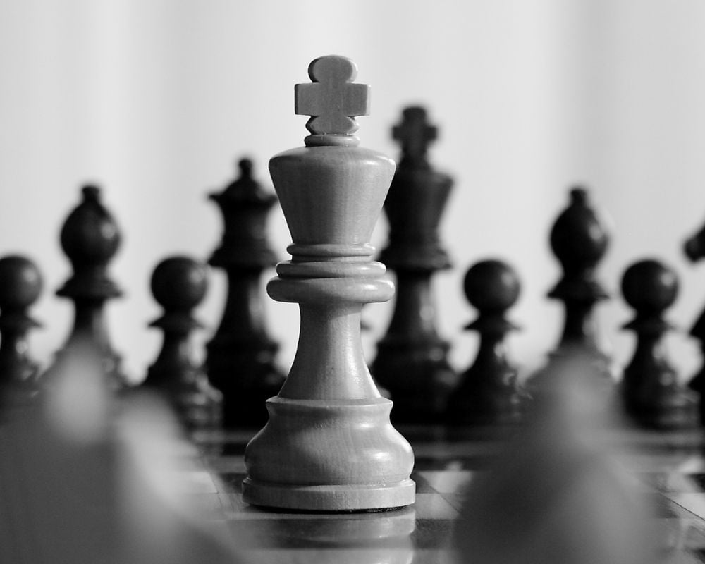 Gli Scacchi in Sicilia: un gioco antico con una nuova vita 2 Gli Scacchi in Sicilia: un gioco antico con una nuova vita - Be Sicily Mag - 2 10