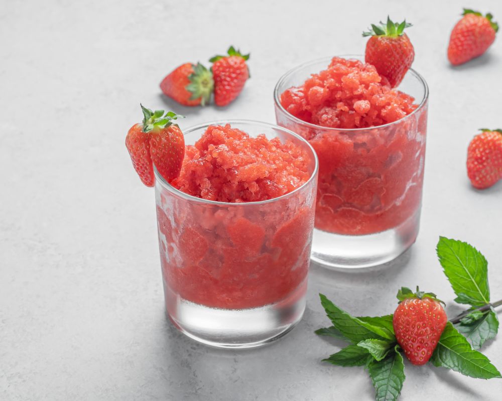 Granita siciliana: i segreti dell’antica ricetta di una delle icone dell'estate 3 Granita siciliana: i segreti dell’antica ricetta di una delle icone dell'estate - Be Sicily Mag - granita 2