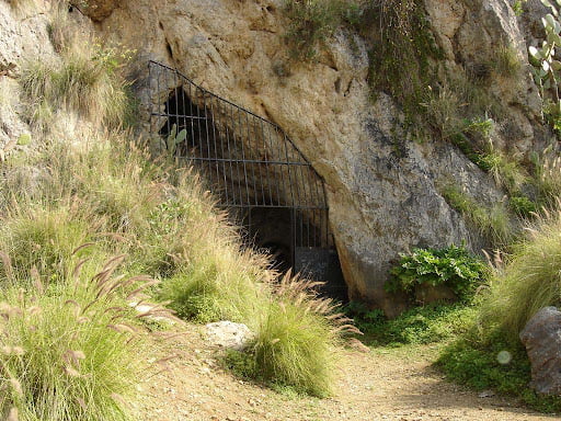 Come arrivare al santuario di Santa Rosalia: i 5 sentieri naturalistici per Monte Pellegrino 10 come arrivare al santuario di Santa Rosalia