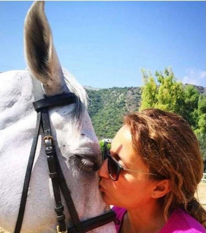 Un “Cavallo Amico” è un aiuto per i più fragili: Isabella Alioto racconta l'Ippoterapia e l'Equitazione Integrata a Palermo 2 Un “Cavallo Amico” è un aiuto per i più fragili: Isabella Alioto racconta l'Ippoterapia e l'Equitazione Integrata a Palermo - Be Sicily Mag - isabella alioto