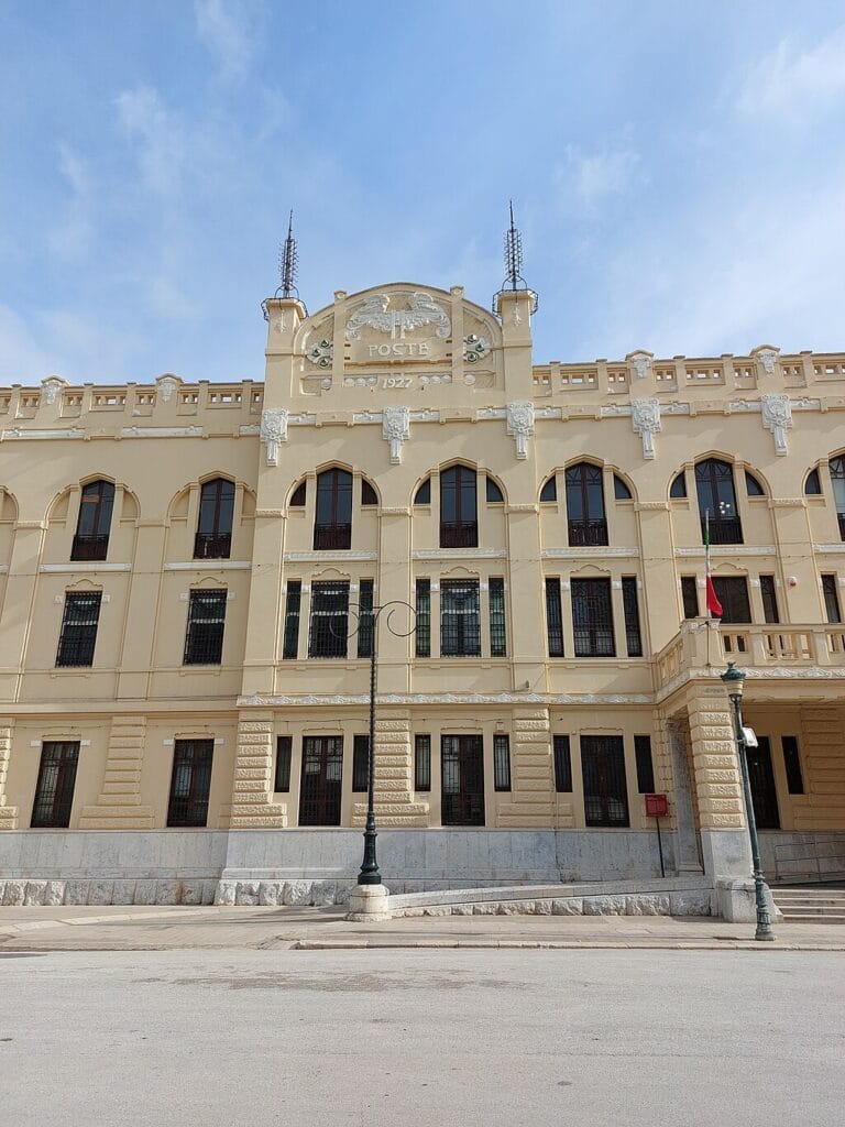Francesco La Grassa, 148 anni fa la nascita del genio dell’architettura Liberty e modernista: la carriera tra Trapani e Roma - Be Sicily Mag - Palazzo delle Poste Trapani 03