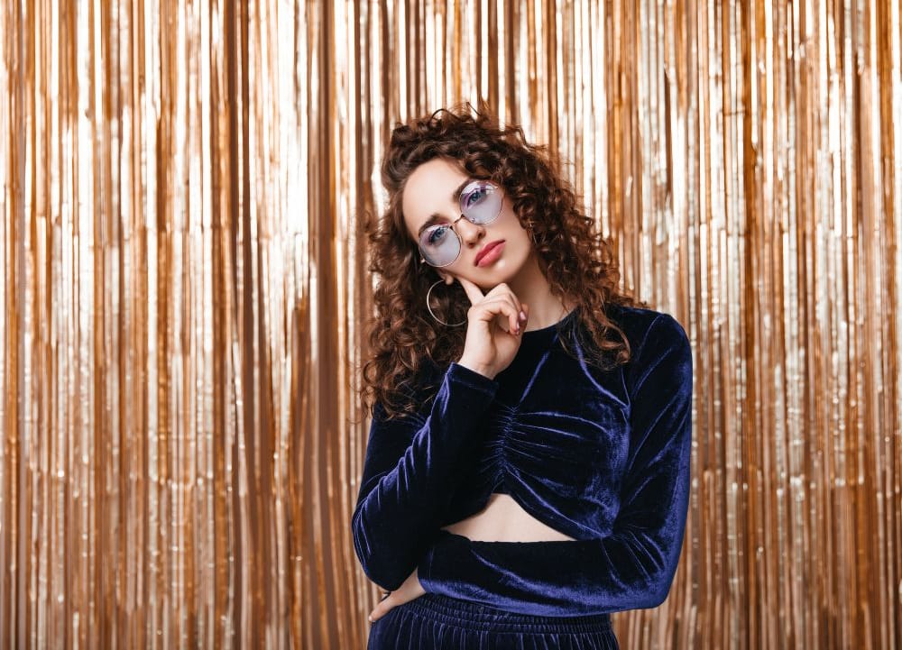 Outfit Capodanno 2025, le tendenze per brillare nella notte di San Silvestro 5 Outfit Capodanno 2025, le tendenze per brillare nella notte di San Silvestro - Be Sicily Mag - outfit capodanno
