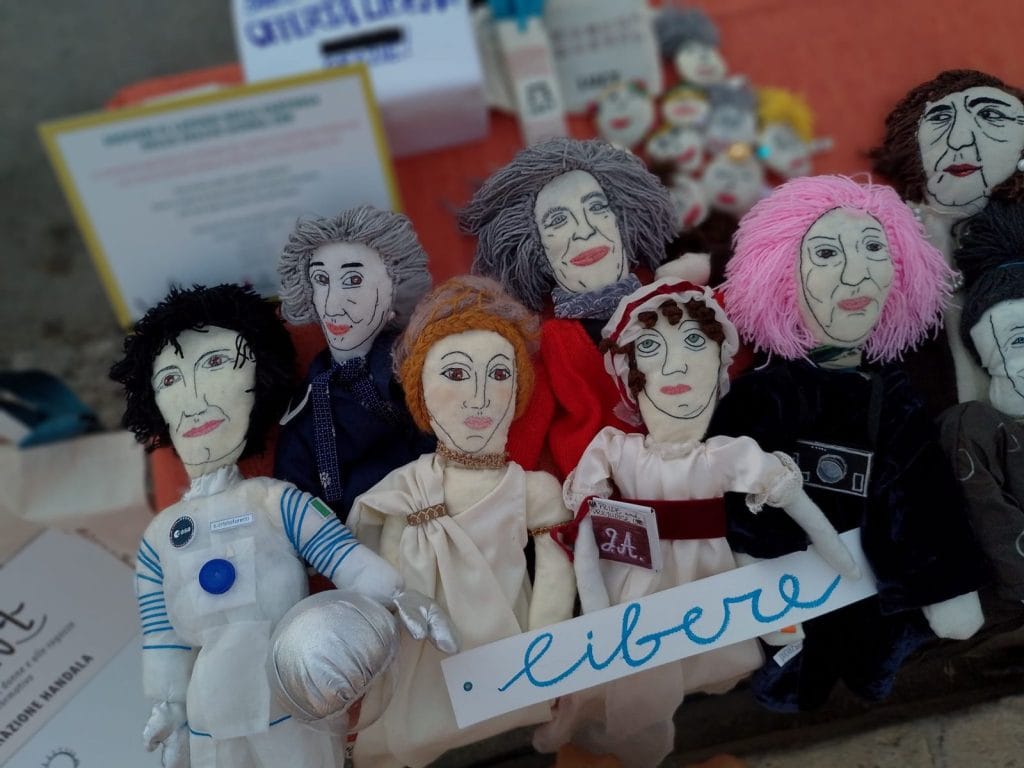 "Nicolayd", torna a Palermo il Festival della Cooperazione Sociale: premiata l'Associazione Handala 3 L'Associazione Handala APS è stata premiata per il Progetto AstroPupazZEN al Festival della Cooperazione Sociale "Nicolayd"