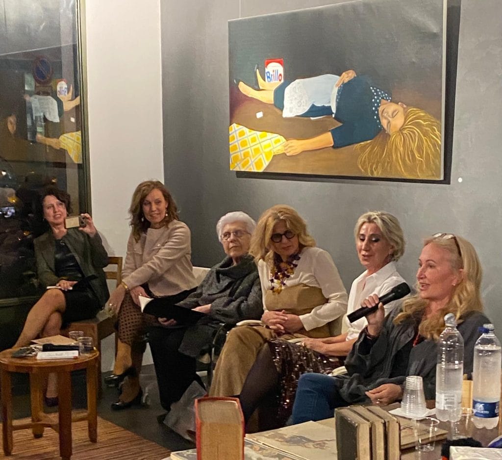 “Uno sguardo alle donne”, artiste in dialogo nella collettiva esposta da “Don Nino – Mind Food” a Palermo 3 Rossella Giletto, Silvia Mercurio, Angelica Camassa, Laura Pitingaro, Angela Galante e Lola Scarpitta