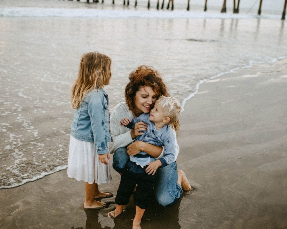 Cosa regalare per la Festa della Mamma 2025: idee semplici, affettuose e adatte a tutti 5 regali con affetto per la festa della mamma 2025