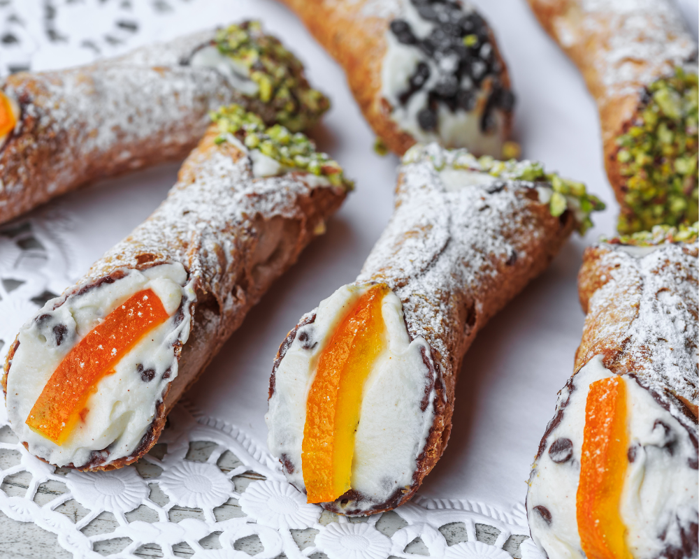 Sicilia d’autunno: le mete imperdibili nell’Isola 8 I cannoli