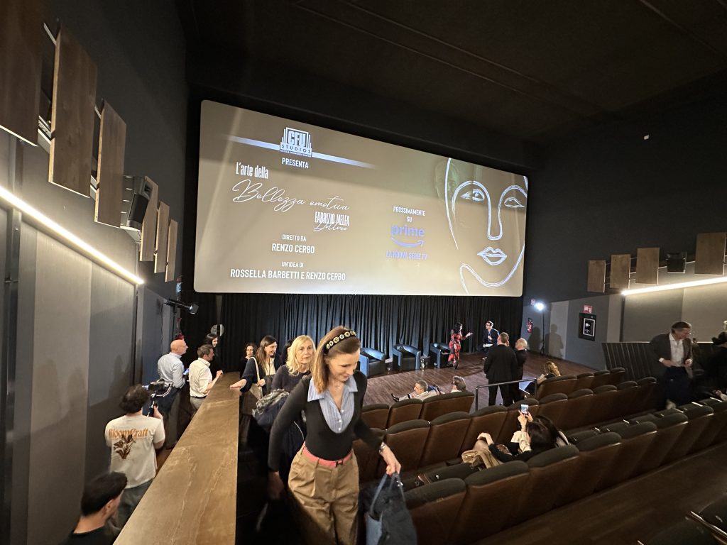 Chirurgia ed emotività: il palermitano Fabrizio Melfa protagonista della docuserie Amazon Prime "L’arte della bellezza emotiva" 6 Presentazione della docuserie "L'arte bellezza emotiva"