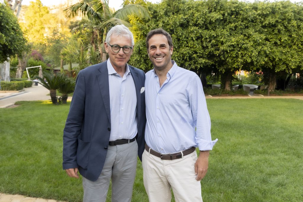 Alessandro Lazzaro è il nuovo presidente del Ct Palermo: "Il circolo è la mia seconda casa, sarà un centenario ricco di eventi" 3 Alessandro Lazzaro è il nuovo presidente del Ct Palermo: "Il circolo è la mia seconda casa, sarà un centenario ricco di eventi" - Be Sicily Mag - Alessandro Lazzaro e il past president Giorgio Lo Cascio