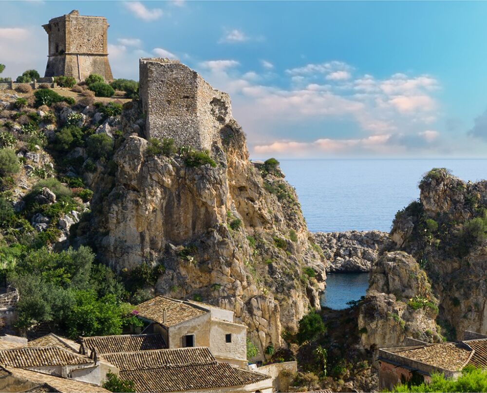 Estate 2025, boom di turisti in Sicilia: attesi quasi 4,5 milioni di visitatori italiani - Be Sicily Mag - Scopello