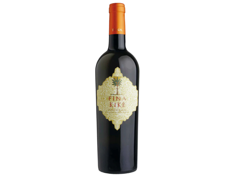 Kikè di Cantine Fina: l’anima aromatica del Mediterraneo in un calice 4 Kikè di Cantine Fina: l’anima aromatica del Mediterraneo in un calice - Be Sicily Mag - 1 7