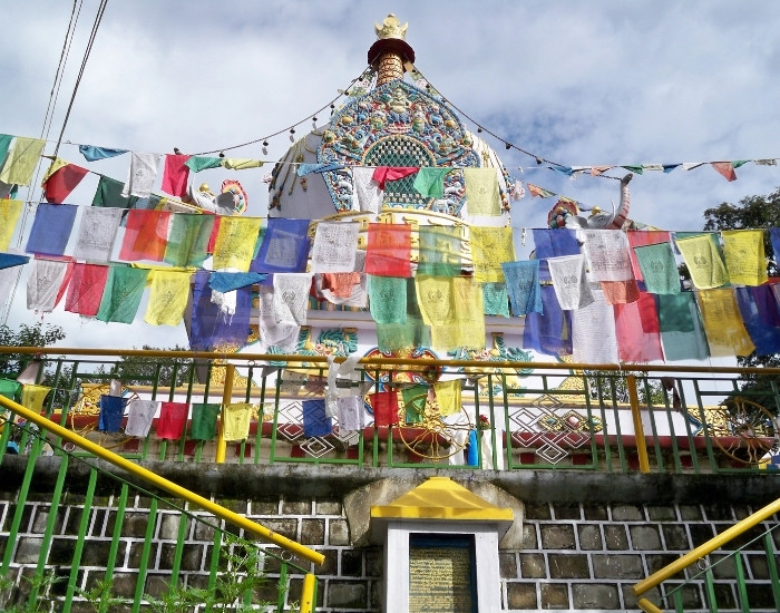 Il Dalai Lama compie 90 anni: quando la Sicilia lo accolse come uomo di pace 3 Tsuglagkhang, Tempio del Dalai Lama
