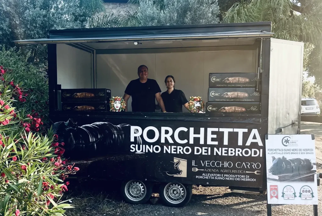 La porchetta dei Nebrodi conquista il Gambero Rosso (e anche Matteo Salvini): il premio "Street Food on the Road" è siciliano 2 Il Food Truck dell'agriturismo Il Vecchio Carro