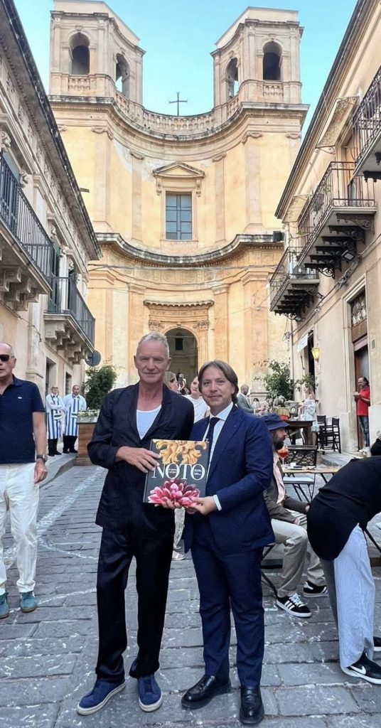 Sting sbarca a Noto: la figlia si sposa nella capitale del barocco siciliano - Be Sicily Mag - IMG 9418