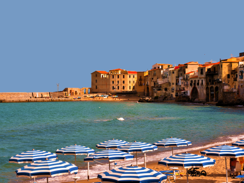 Parco delle Madonie in 3 giorni: natura, borghi e sapori autentici - Be Sicily Mag - Spiaggia di Cefalu