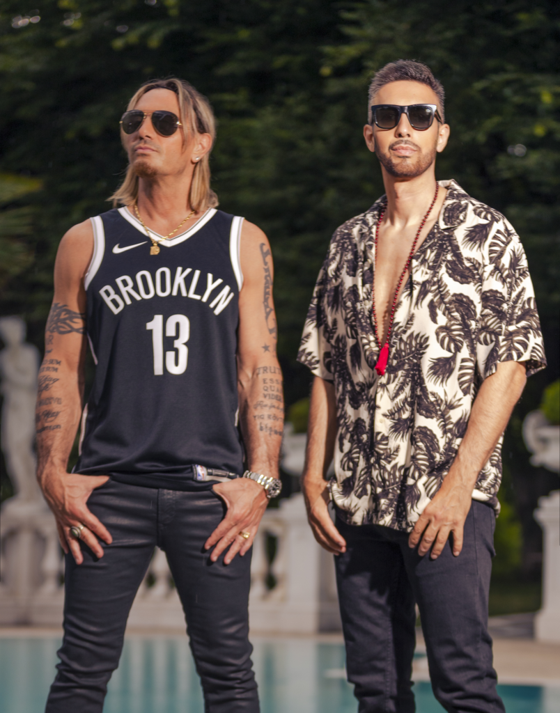 Cous Cous Fest: a San Vito Lo Capo i Gemelli Diversi, Fedez, Raf e Serena Brancale 3 Cous Cous Fest: a San Vito Lo Capo i Gemelli Diversi, Fedez, Raf e Serena Brancale - Be Sicily Mag - gemelli diversi