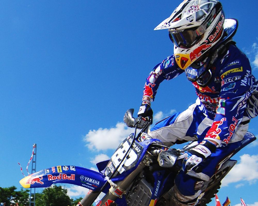 Da Patti al giro del mondo: il campione di motocross Tony Cairoli compie 40 anni 5 Tony Cairoli