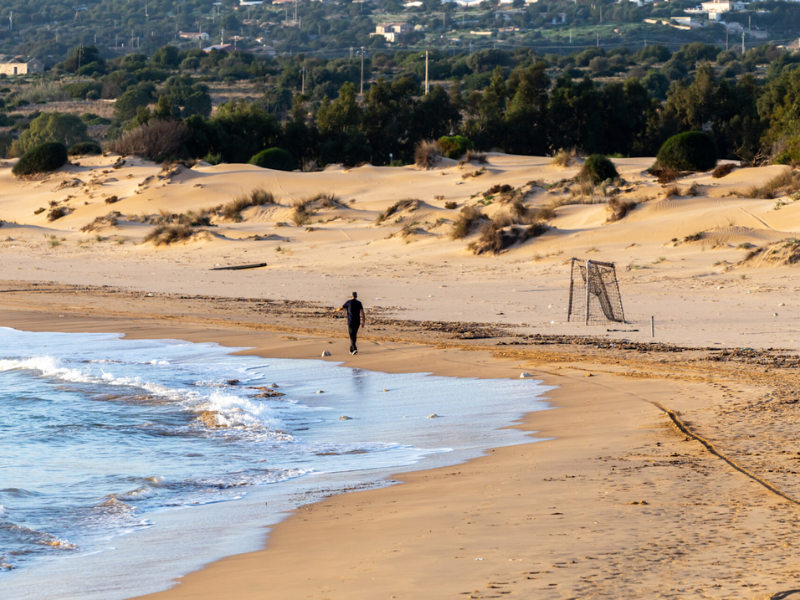 Randello, la spiaggia segreta tra Ragusa e Scoglitti dove regnano silenzio e natura 6 Randello, la spiaggia segreta tra Ragusa e Scoglitti dove regnano silenzio e natura - Be Sicily Mag - 6 1