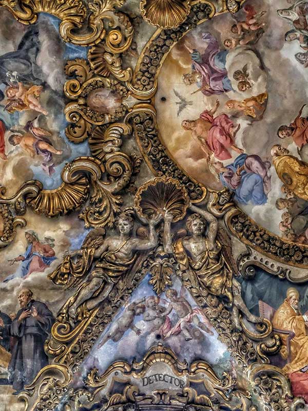 La cripta sotterranea della Chiesa di San Giuseppe dei Teatini, una piccola Lourdes in Sicilia 15 La cripta sotterranea della Chiesa di San Giuseppe dei Teatini, una piccola Lourdes in Sicilia - Be Sicily Mag - 8