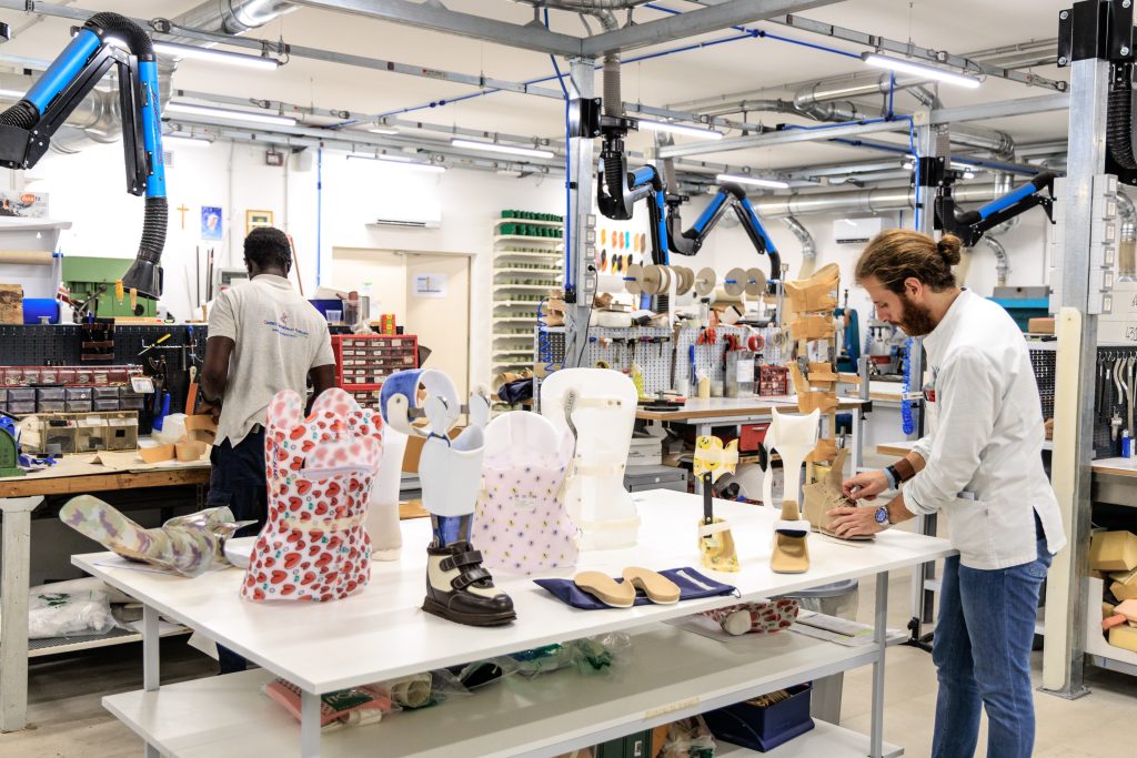 Innovazione, cura integrata e comunità a Palermo: il nuovo Centro Ortopedico Ferranti – Gruppo Vivitop 10 Innovazione, cura integrata e comunità a Palermo: il nuovo Centro Ortopedico Ferranti – Gruppo Vivitop - Be Sicily Mag - Centro Ortopedico Ferranti 4 1