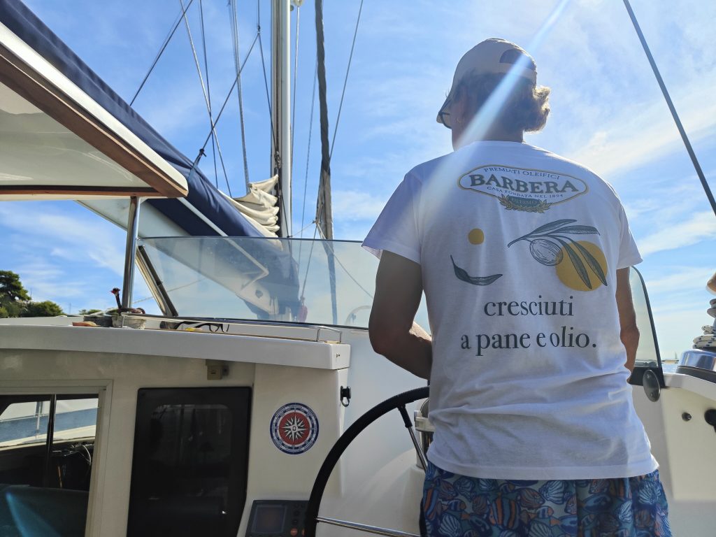 Cucina, cultura e olio EVO: a Ustica con “La terra incontra il mare” 8 Cucina, cultura e olio EVO: a Ustica con “La terra incontra il mare” - Be Sicily Mag - IMG20250917102825