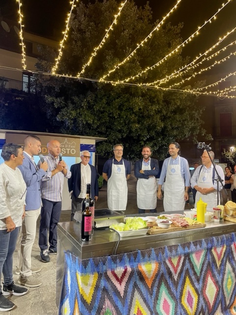 La politica ai fornelli con Mastersindaco: ad Alcara Li Fusi divertimento e gusto 3 La politica ai fornelli con Mastersindaco: ad Alcara Li Fusi divertimento e gusto - Be Sicily Mag - IMG 0487