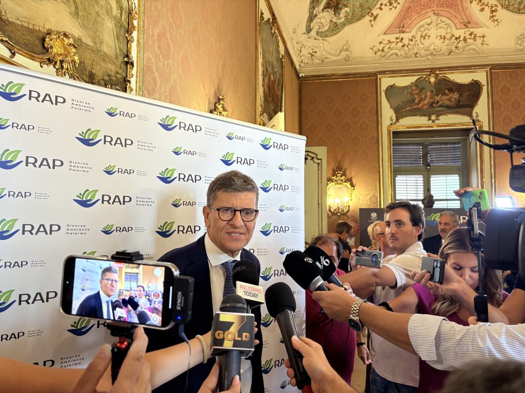 Palermo lancia #IoMiRifiuto: la nuova campagna Rap per una città più pulita 5 Palermo lancia #IoMiRifiuto: la nuova campagna Rap per una città più pulita - Be Sicily Mag - IMG 6521