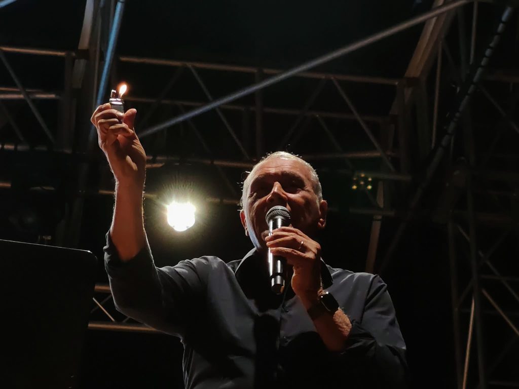 A Mondello risuonano le voci delle vittime di mafia col concerto “A nome loro” 4 A Mondello risuonano le voci delle vittime di mafia col concerto “A nome loro” - Be Sicily Mag - IMG 6842