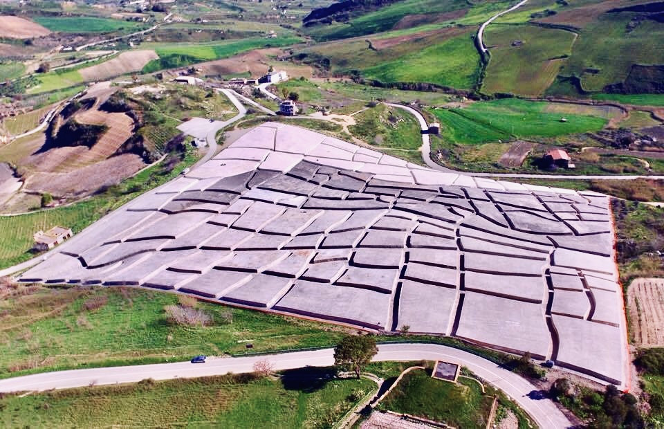 La Valle del Belice rinasce grazie all'arte e ai percorsi visivi 2 Cretto di Burri di Gibellina (Fonte: FAI)