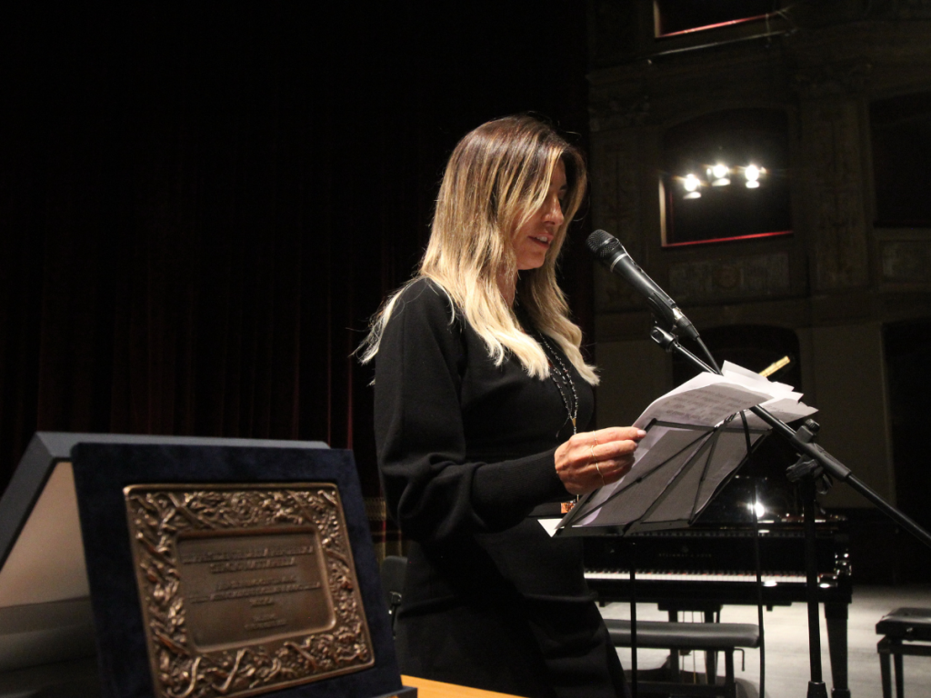 L'Associazione Siciliana Amici della Musica compie 100 anni: il Presidente della Repubblica dona una targa celebrativa 4 L'Associazione Siciliana Amici della Musica compie 100 anni: il Presidente della Repubblica dona una targa celebrativa - Be Sicily Mag - Associazione Siciliana Amici della musica 2 1