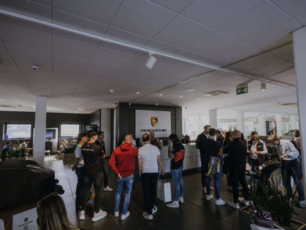 Grande successo per l'11° Raduno Regionale Cayenne & Macan, l'iniziativa di RS Motorsport Centri Porsche 8 Grande successo per l'11° Raduno Regionale Cayenne & Macan, l'iniziativa di RS Motorsport Centri Porsche - Be Sicily Mag - Centro Porsche Palermo e Catania 4