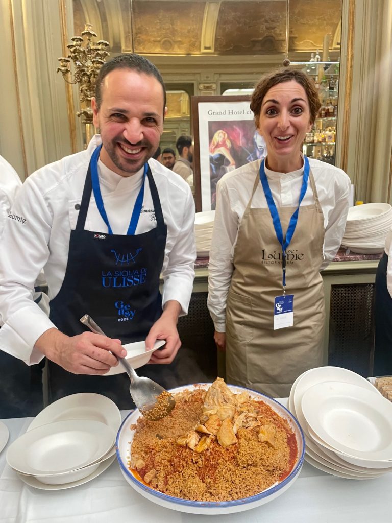 “La Sicilia di Ulisse” fa rete: chef e imprenditori al Grand Hotel et Des Palmes di Palermo per il congresso “Gensy” 4 “La Sicilia di Ulisse” fa rete: chef e imprenditori al Grand Hotel et Des Palmes di Palermo per il congresso “Gensy” - Be Sicily Mag - IMG 2098