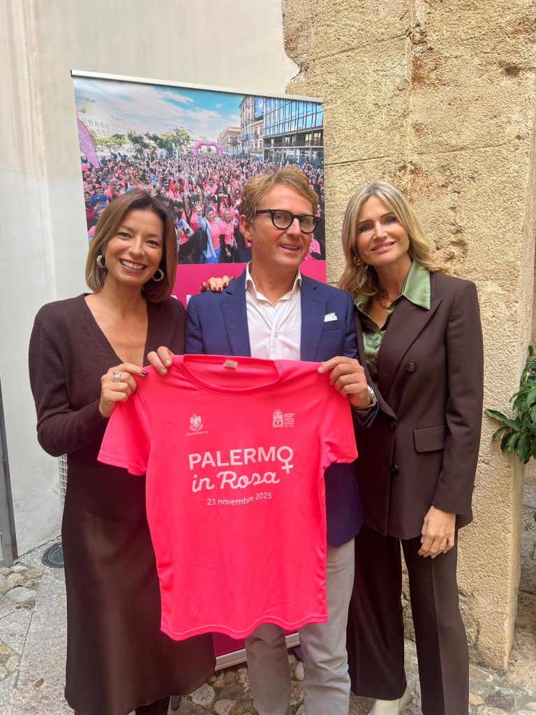 Palermo in Rosa, la città in cammino contro la violenza sulle donne 2 Palermo in Rosa, la città in cammino contro la violenza sulle donne - Be Sicily Mag - Licia e Stefania