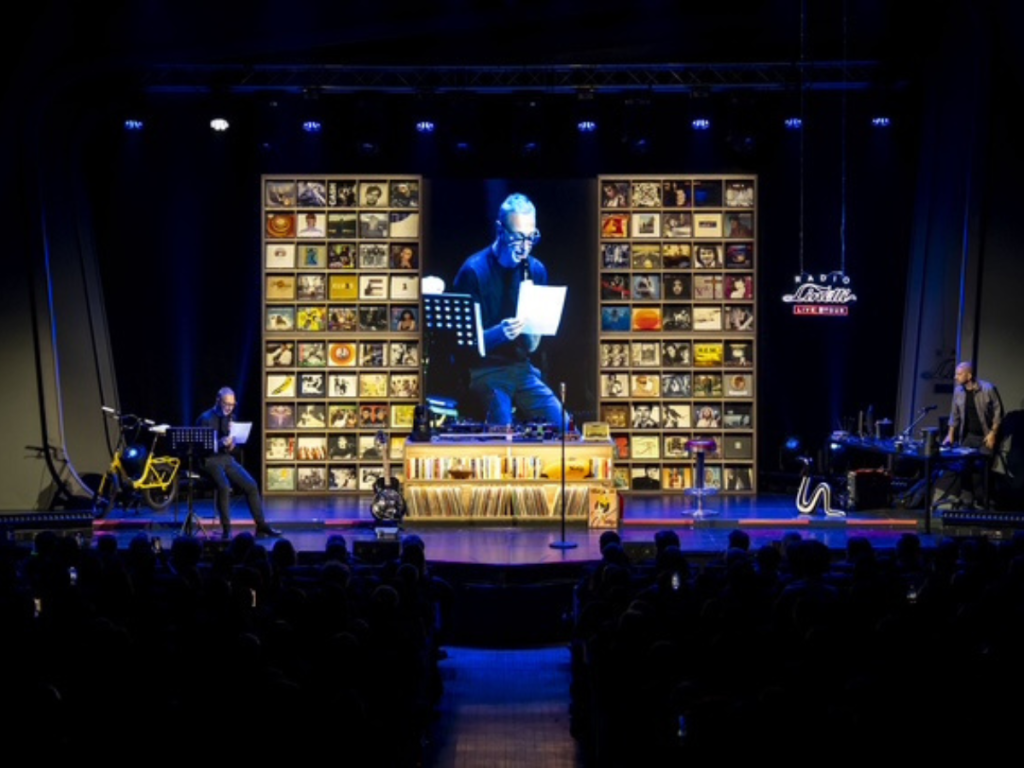 "Radio Linetti live in tour": il one man show di Linus fa tappa a Palermo - Be Sicily Mag - Linus 2 1