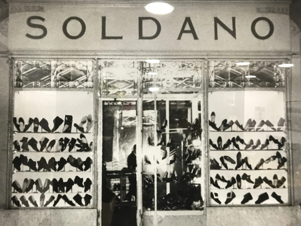 Soldano, lo storico negozio palermitano di calzature chiude i battenti: era in attività dal 1911 2 Soldano, lo storico negozio palermitano di calzature chiude i battenti: era in attività dal 1911 - Be Sicily Mag - Soldano 1