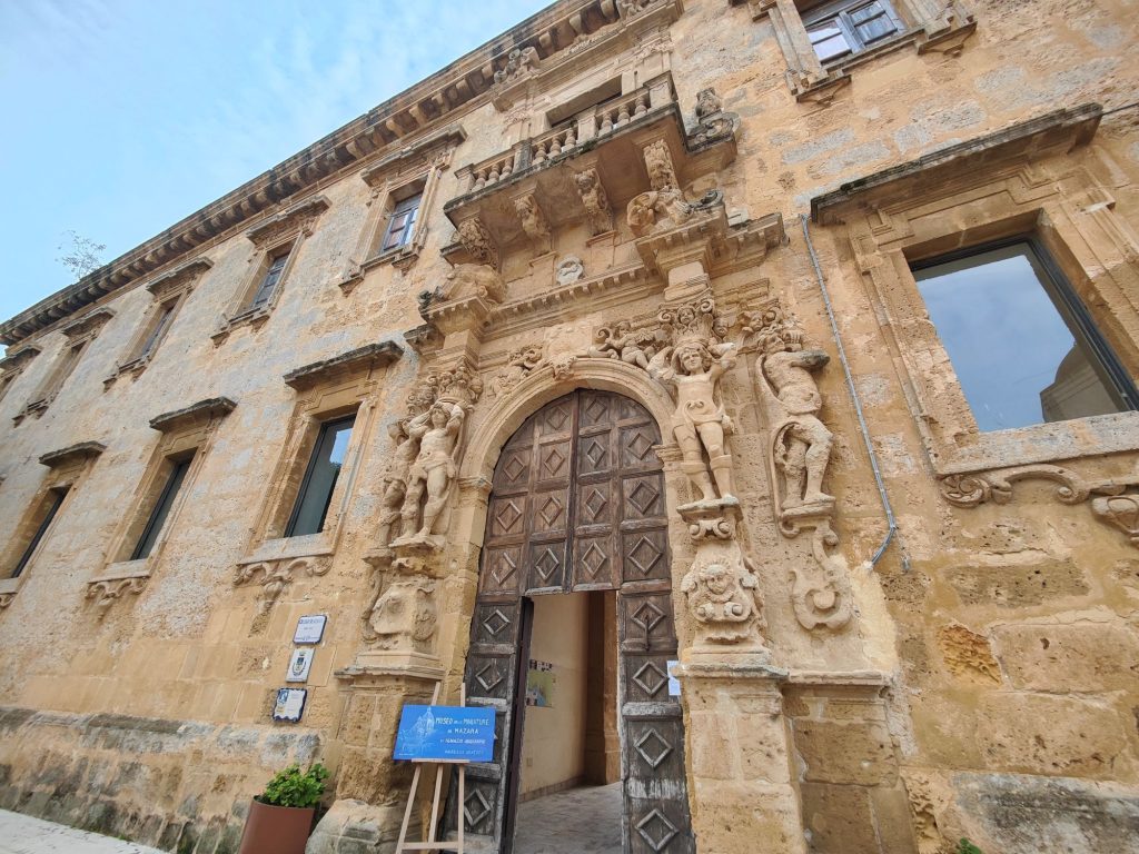 Mazara del Vallo nella Rete dei Musei Civici ANCI Sicilia: tra Consagra, anfore e un borgo che si reinventa 24 Mazara del Vallo nella Rete dei Musei Civici ANCI Sicilia: tra Consagra, anfore e un borgo che si reinventa - Be Sicily Mag - mazara collegio dei gesuiti facciata
