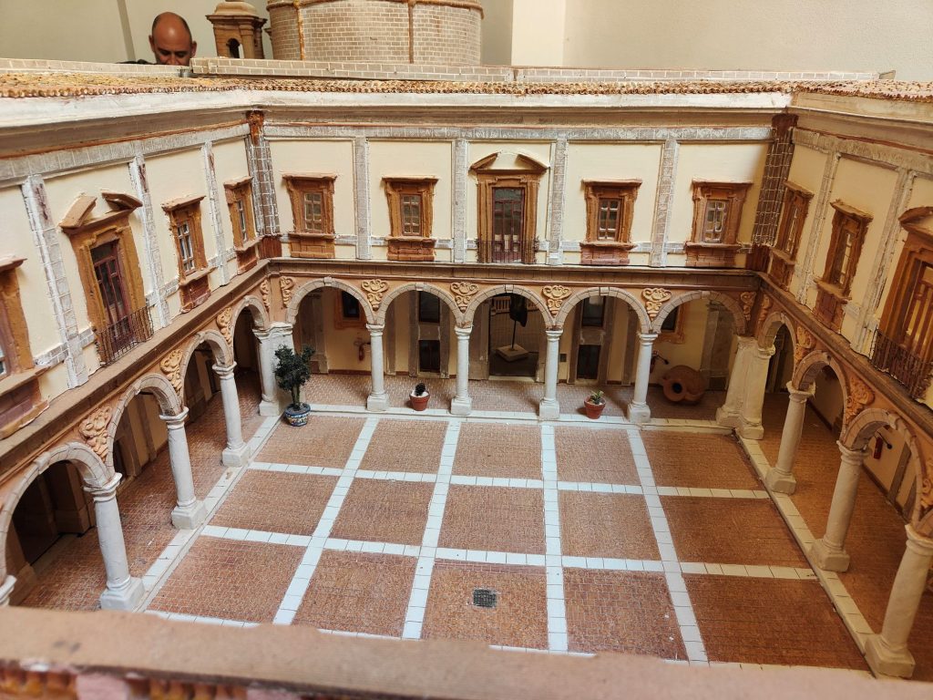 Mazara del Vallo nella Rete dei Musei Civici ANCI Sicilia: tra Consagra, anfore e un borgo che si reinventa 32 Mazara del Vallo nella Rete dei Musei Civici ANCI Sicilia: tra Consagra, anfore e un borgo che si reinventa - Be Sicily Mag - mazara in miniatura 3