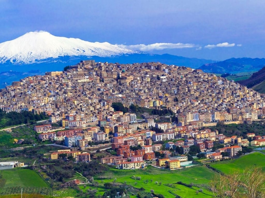 Quattro borghi siciliani dove il Natale sembra fermare il tempo 6 Quattro borghi siciliani dove il Natale sembra fermare il tempo - Be Sicily Mag - GANGI