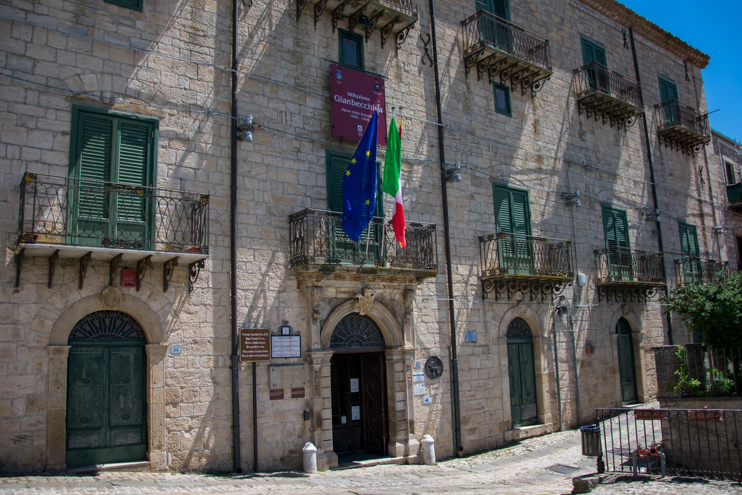 Alla scoperta di Gangi con la Rete dei Musei ANCI Sicilia: da Giambecchina alle origini del primo Borgo dei Borghi d’Italia - Be Sicily Mag - MUSEO CIVICO GANGI scaled