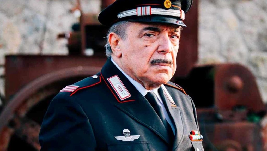 Nino Frassica compie 75 anni e si prepara a tornare in tv: "Nei miei personaggi c'è sempre la Sicilia" 3 Nino Frassica compie 75 anni e si prepara a tornare in tv: "Nei miei personaggi c'è sempre la Sicilia" - Be Sicily Mag - Nino Frassica don matteo